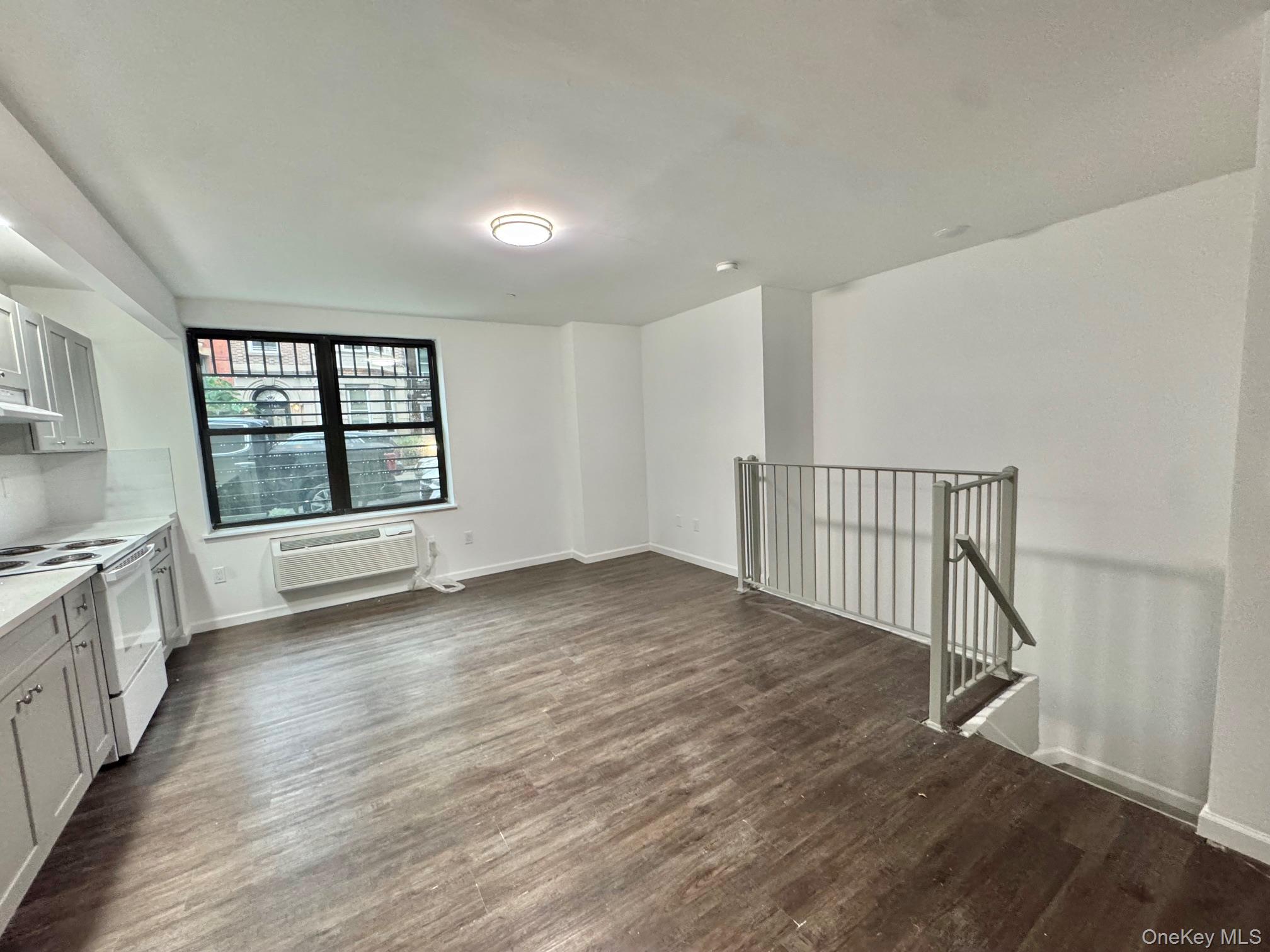 1761 Topping Avenue – For Sale photo 8