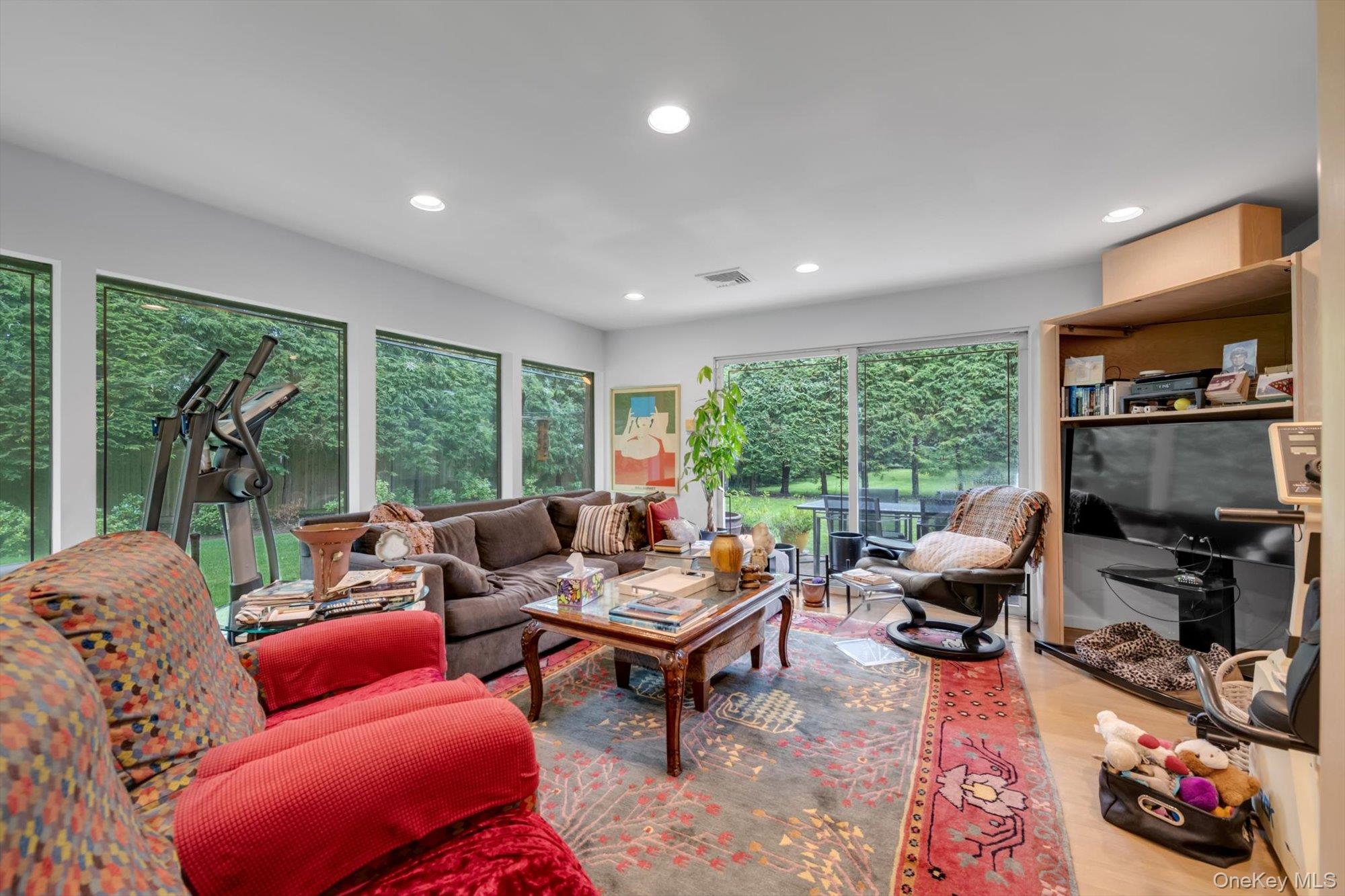 57 Parkway Drive – For Sale photo 9