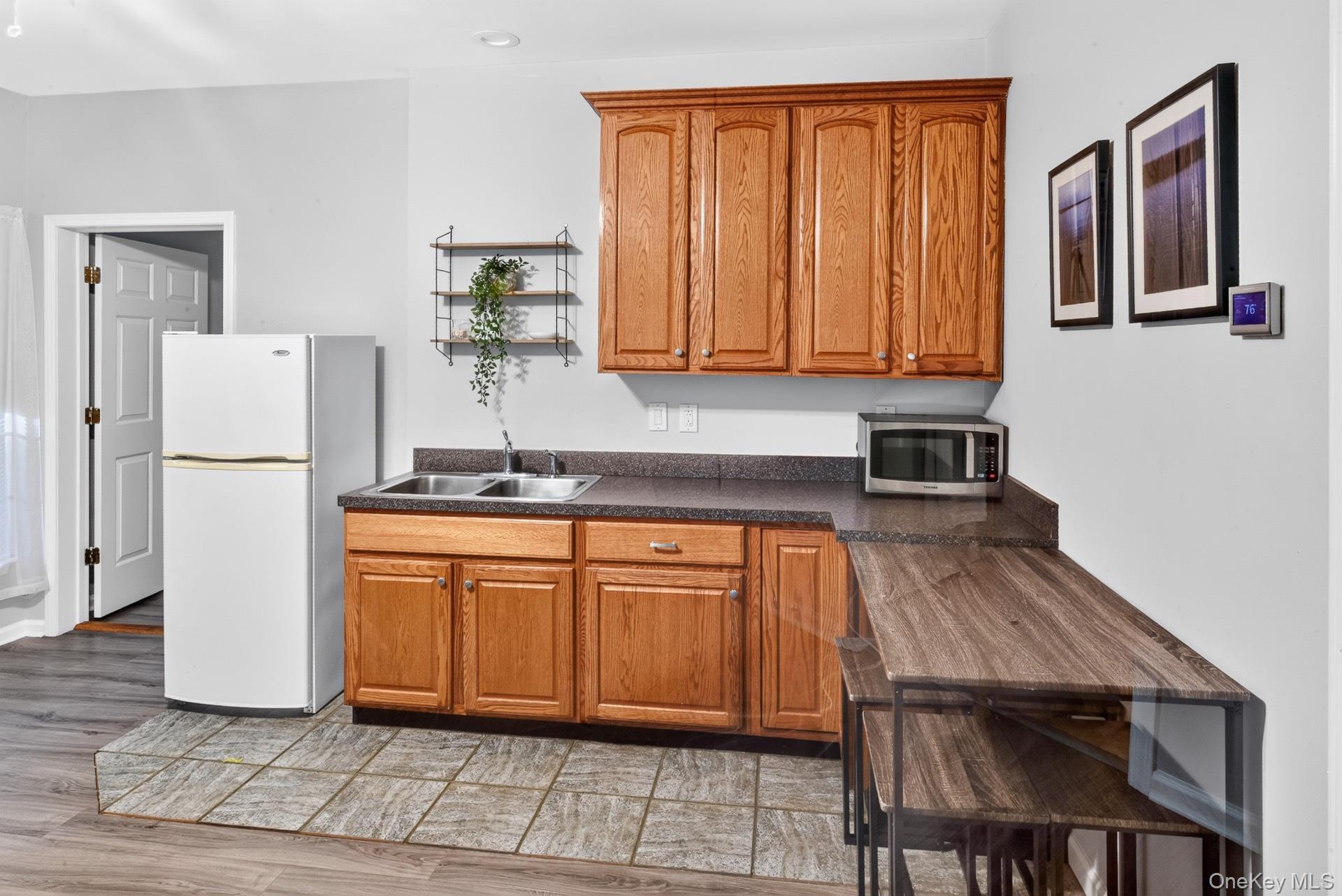 41 Tredwell Lane – For Rent photo 20