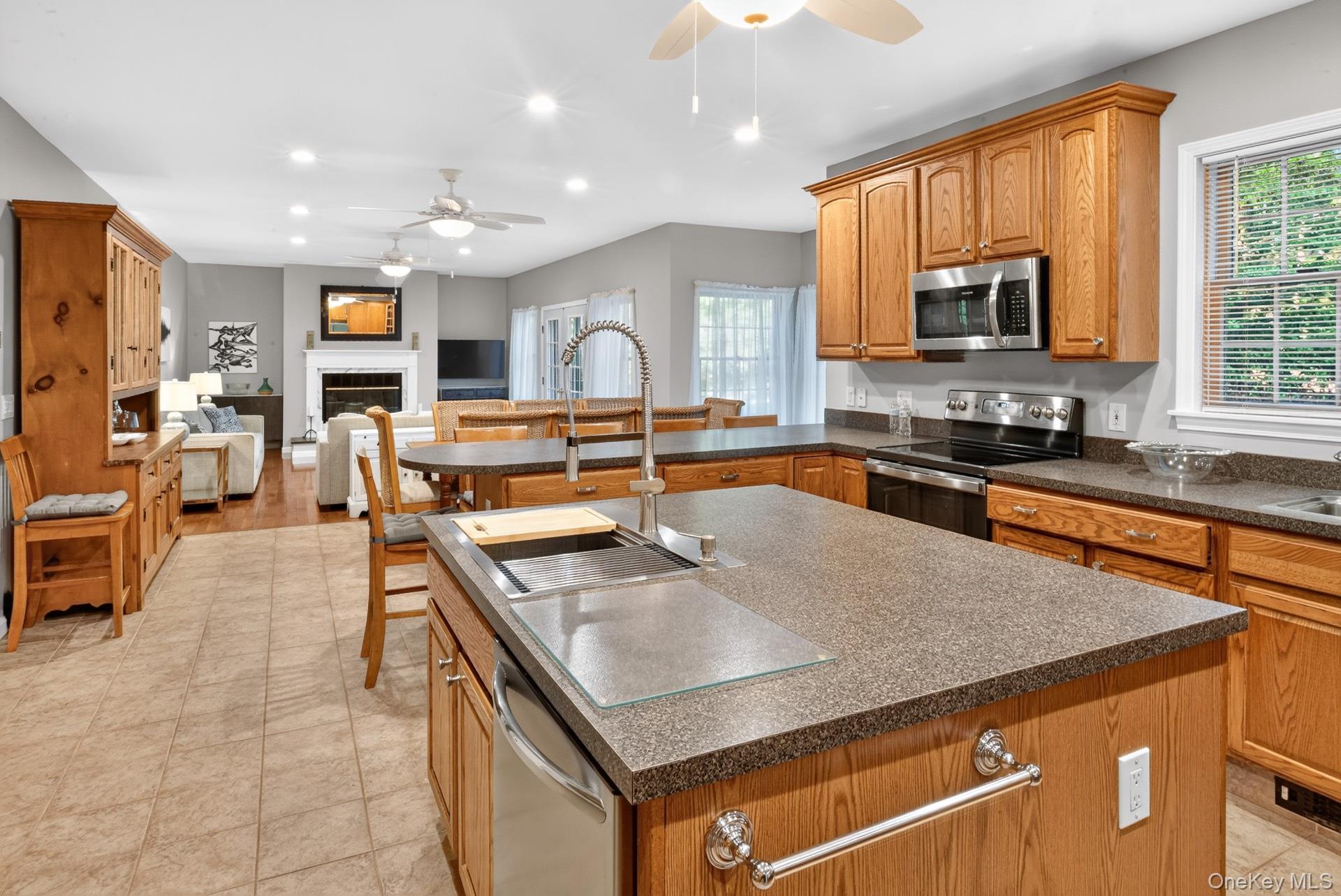 41 Tredwell Lane – For Rent photo 5