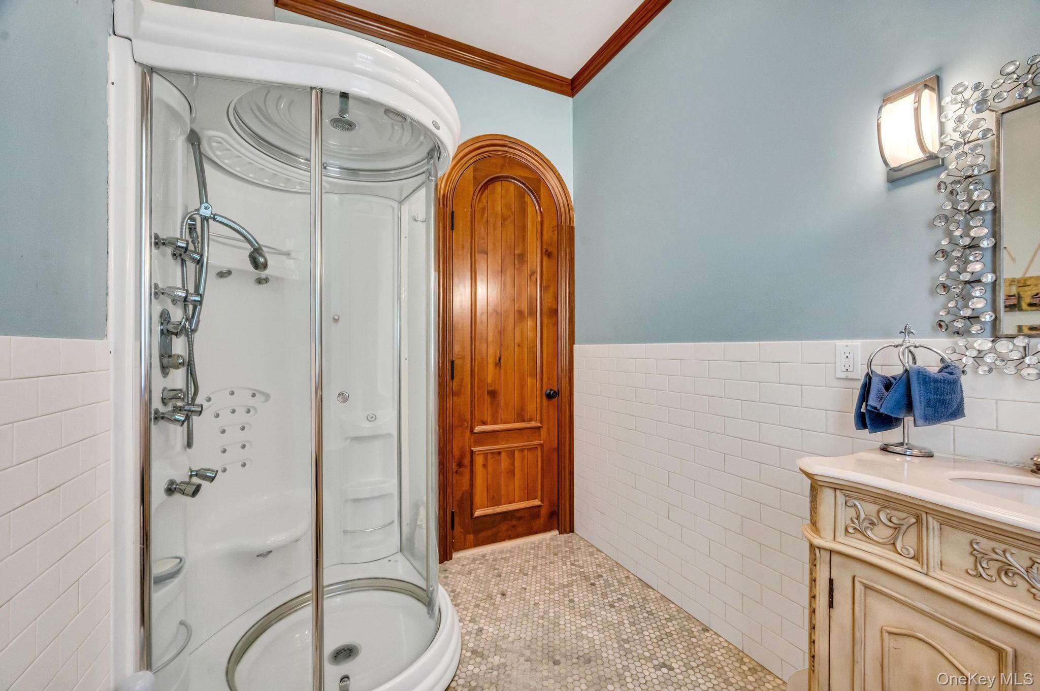 250 Oyster Bay Road – For Sale photo 24