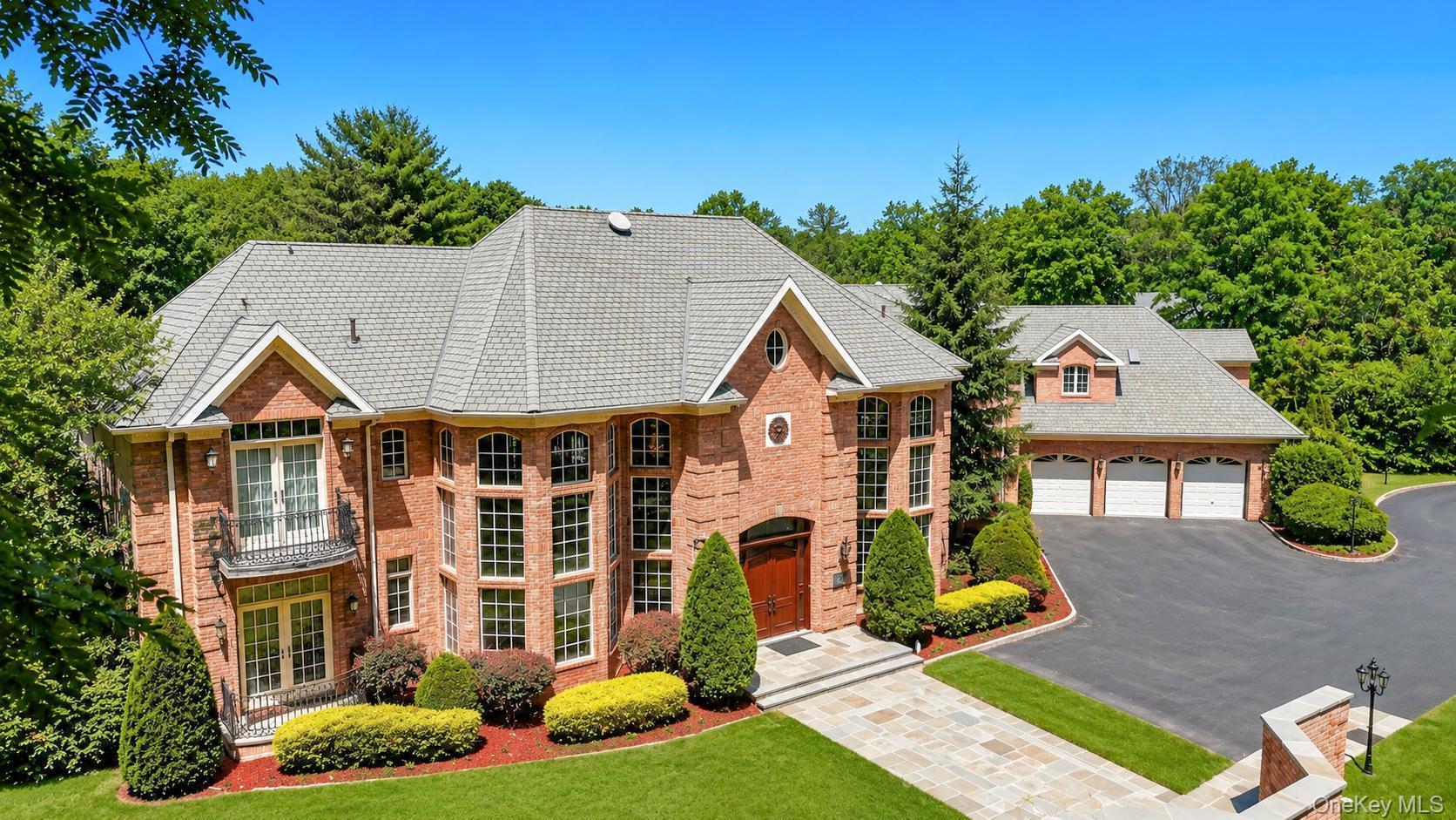 250 Oyster Bay Road – For Sale photo 2