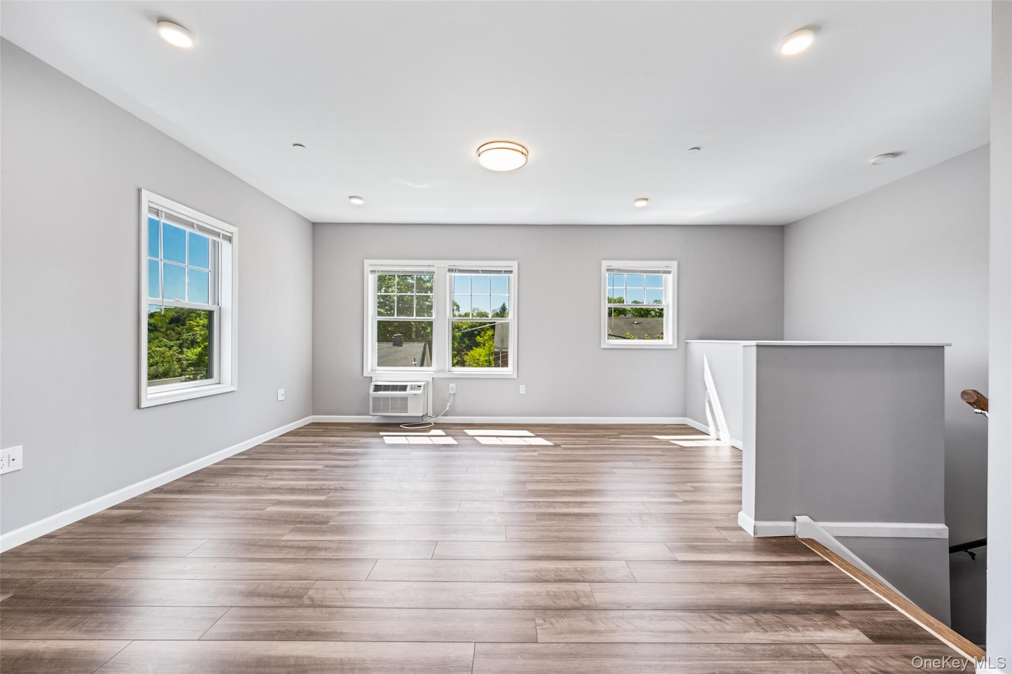108 N Kensico Avenue, Unit 5B photo 3