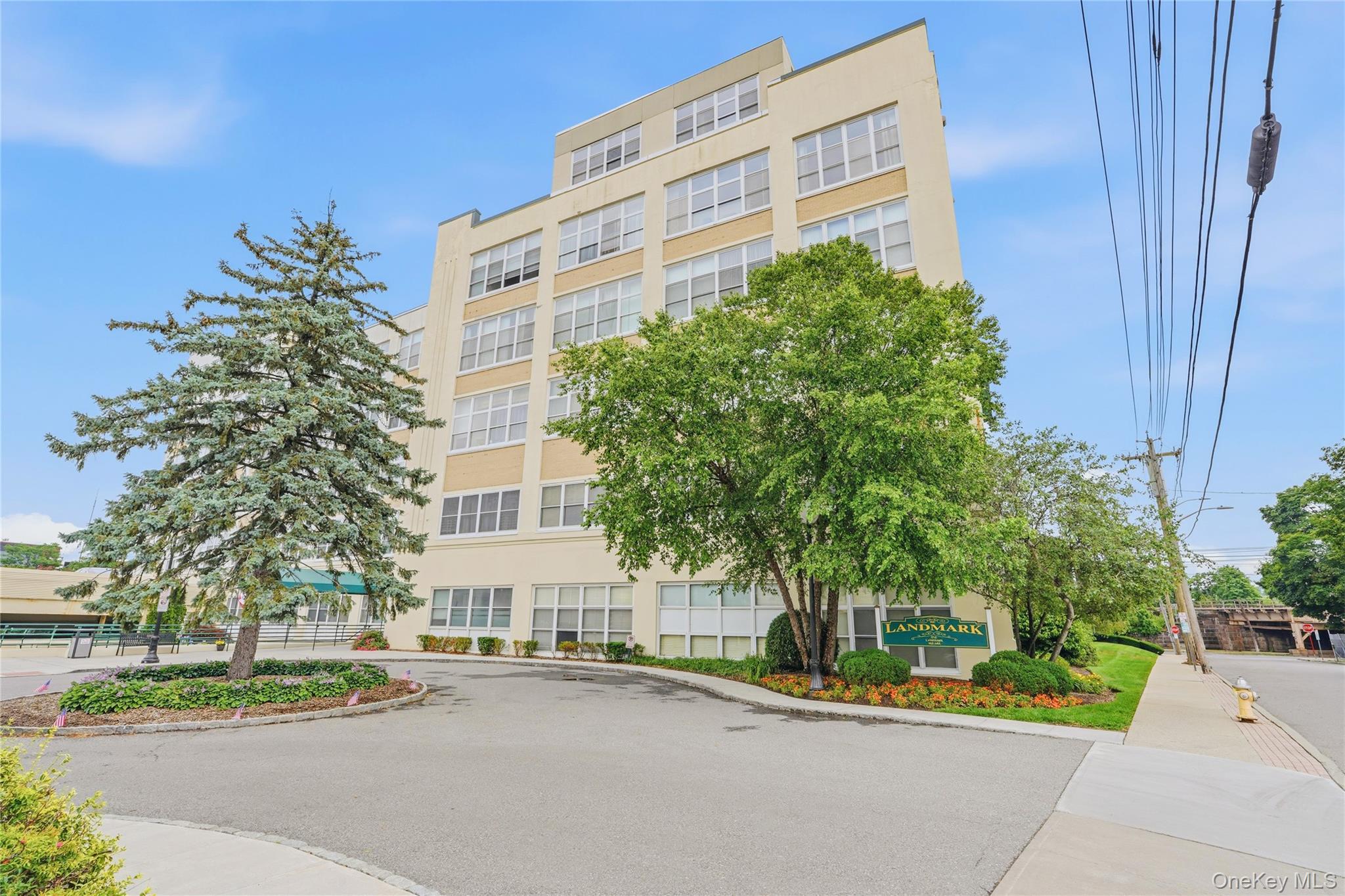 1 Landmark Square, Unit 405 photo 2