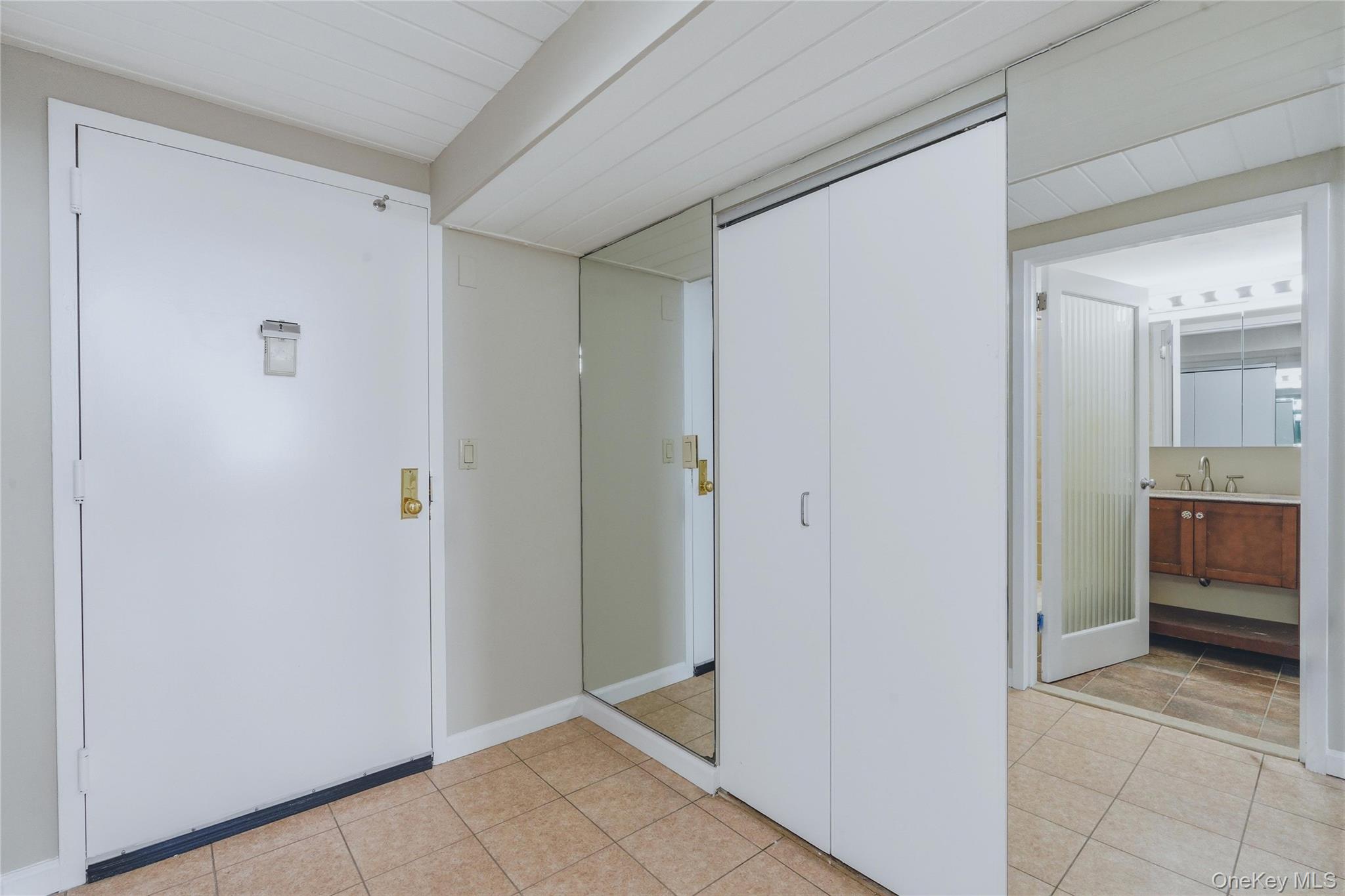 1 Landmark Square, Unit 405 photo 3