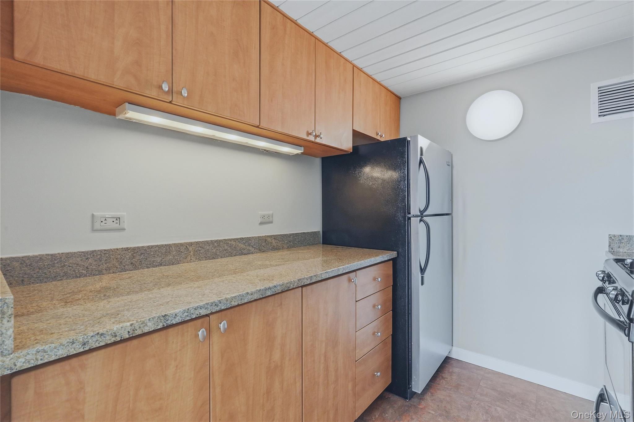 1 Landmark Square, Unit 405 photo 14