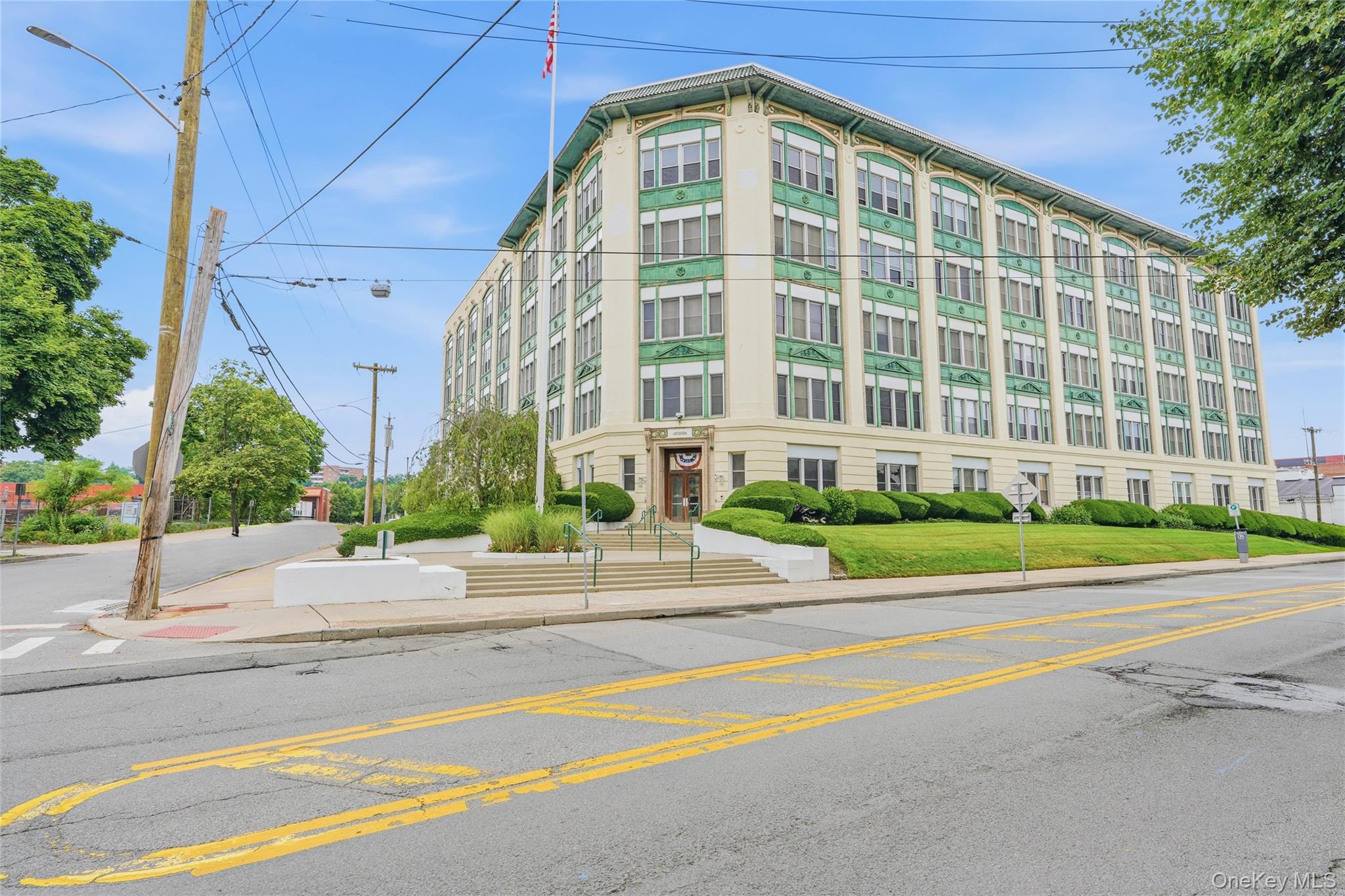 1 Landmark Square, Unit 405