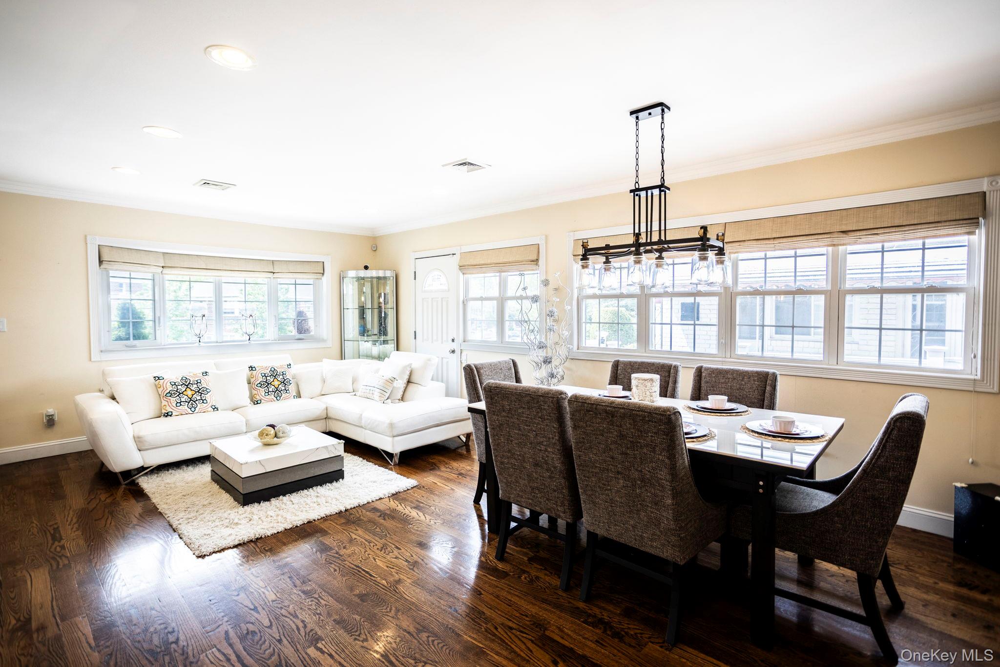 198-31 Pompeii Avenue – For Sale photo 7