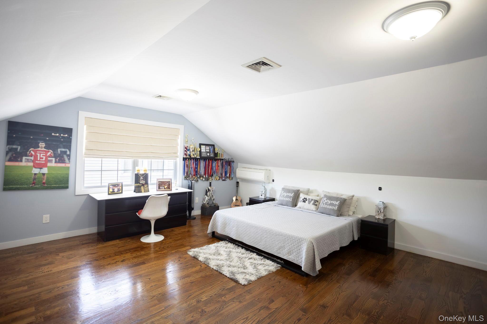 198-31 Pompeii Avenue – For Sale photo 21