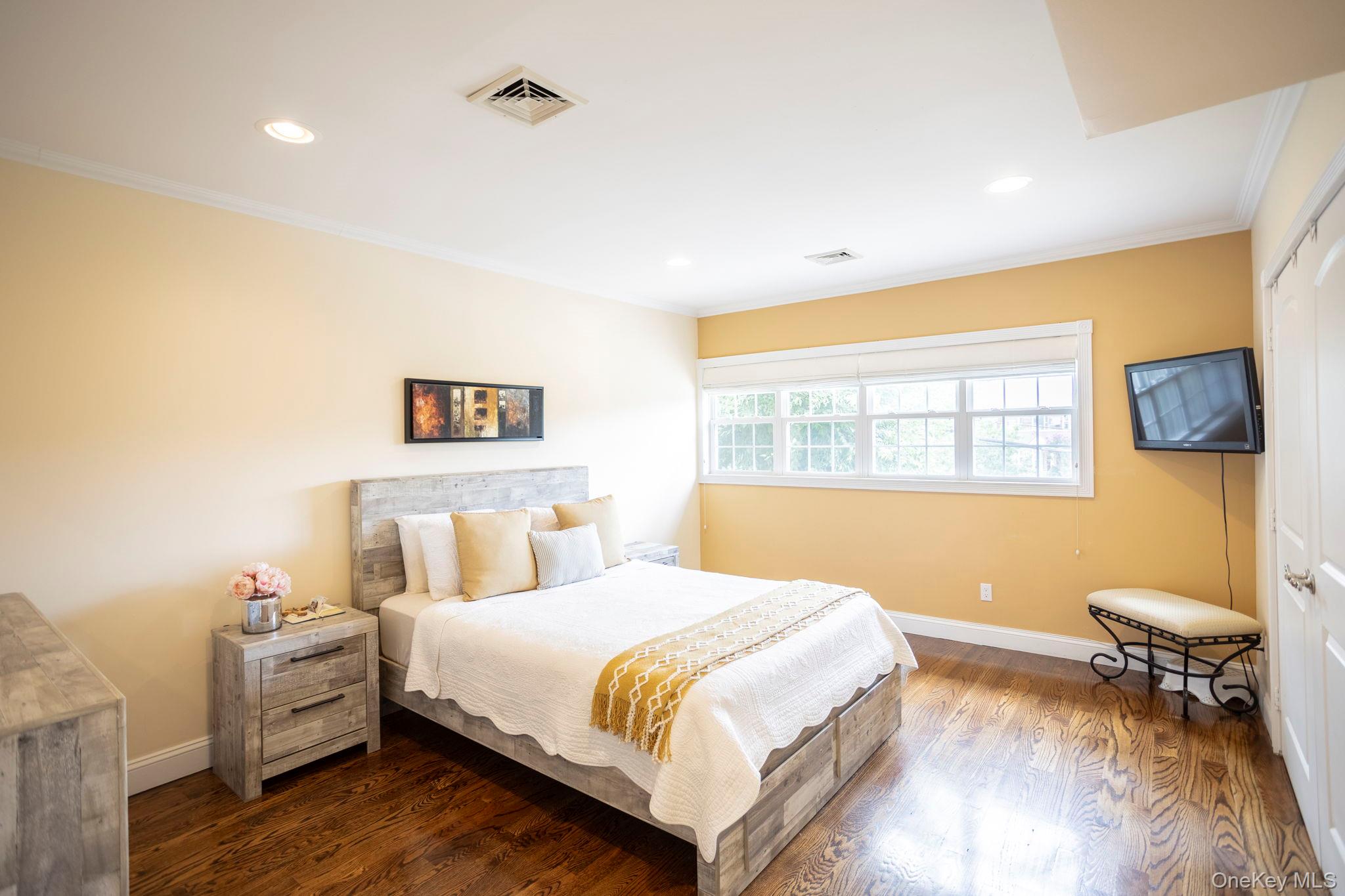198-31 Pompeii Avenue – For Sale photo 17