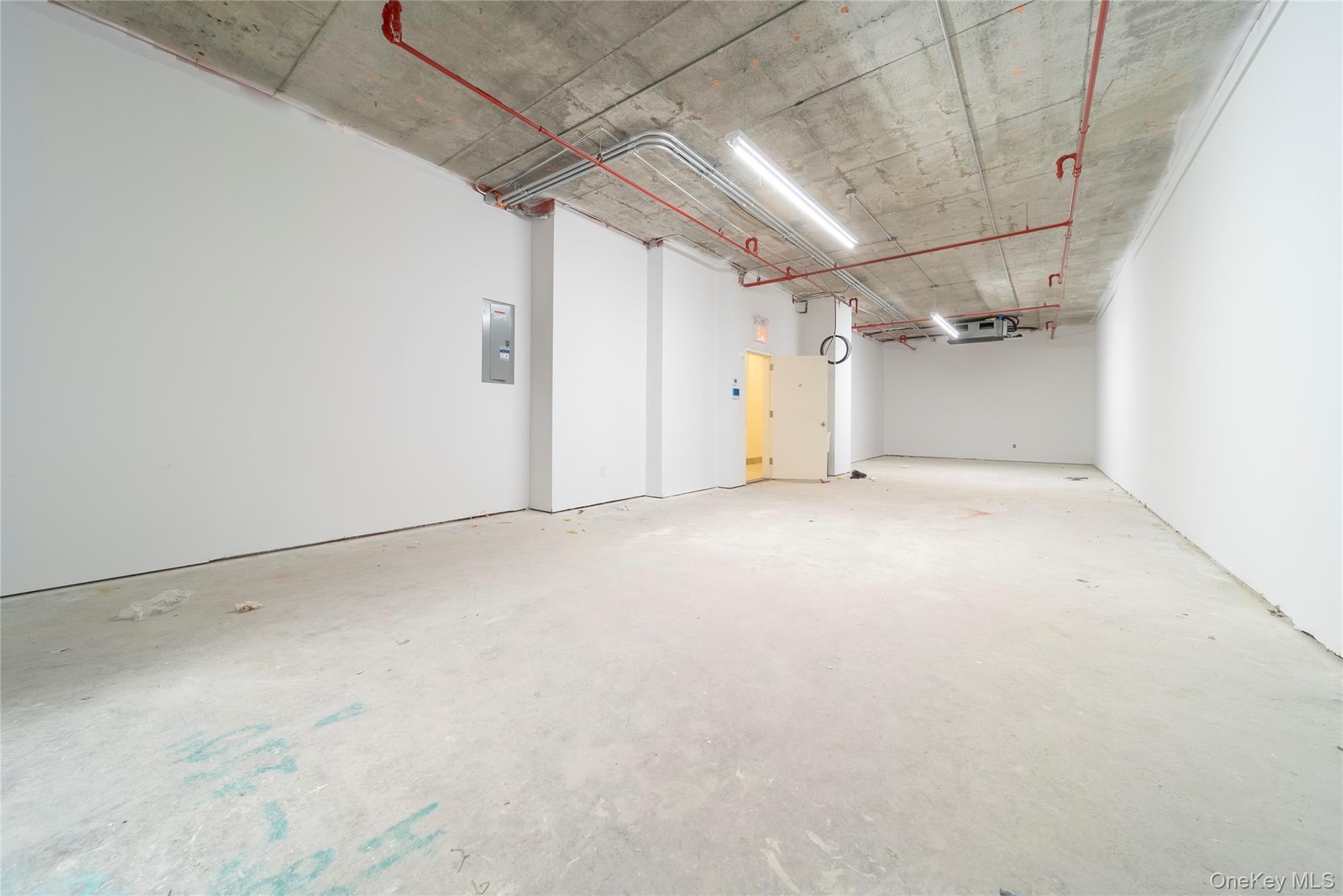 124-28 Queens Boulevard, Unit 3D photo 3