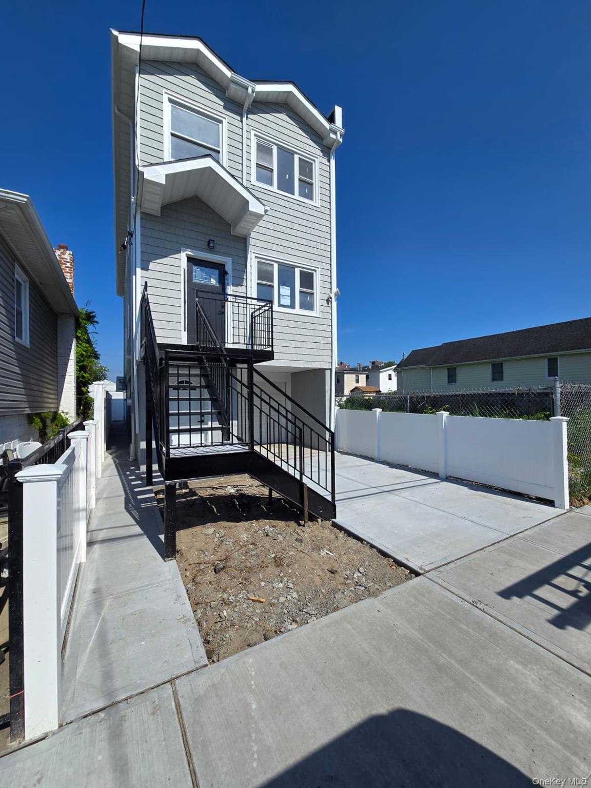 508 Beach 45 Street – For Sale photo 2