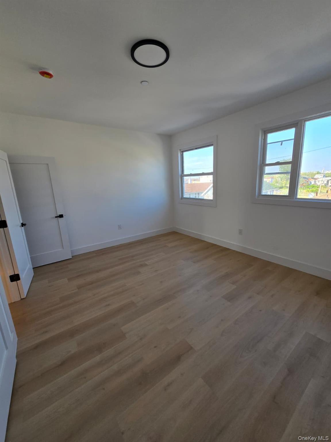 508 Beach 45 Street – For Sale photo 28
