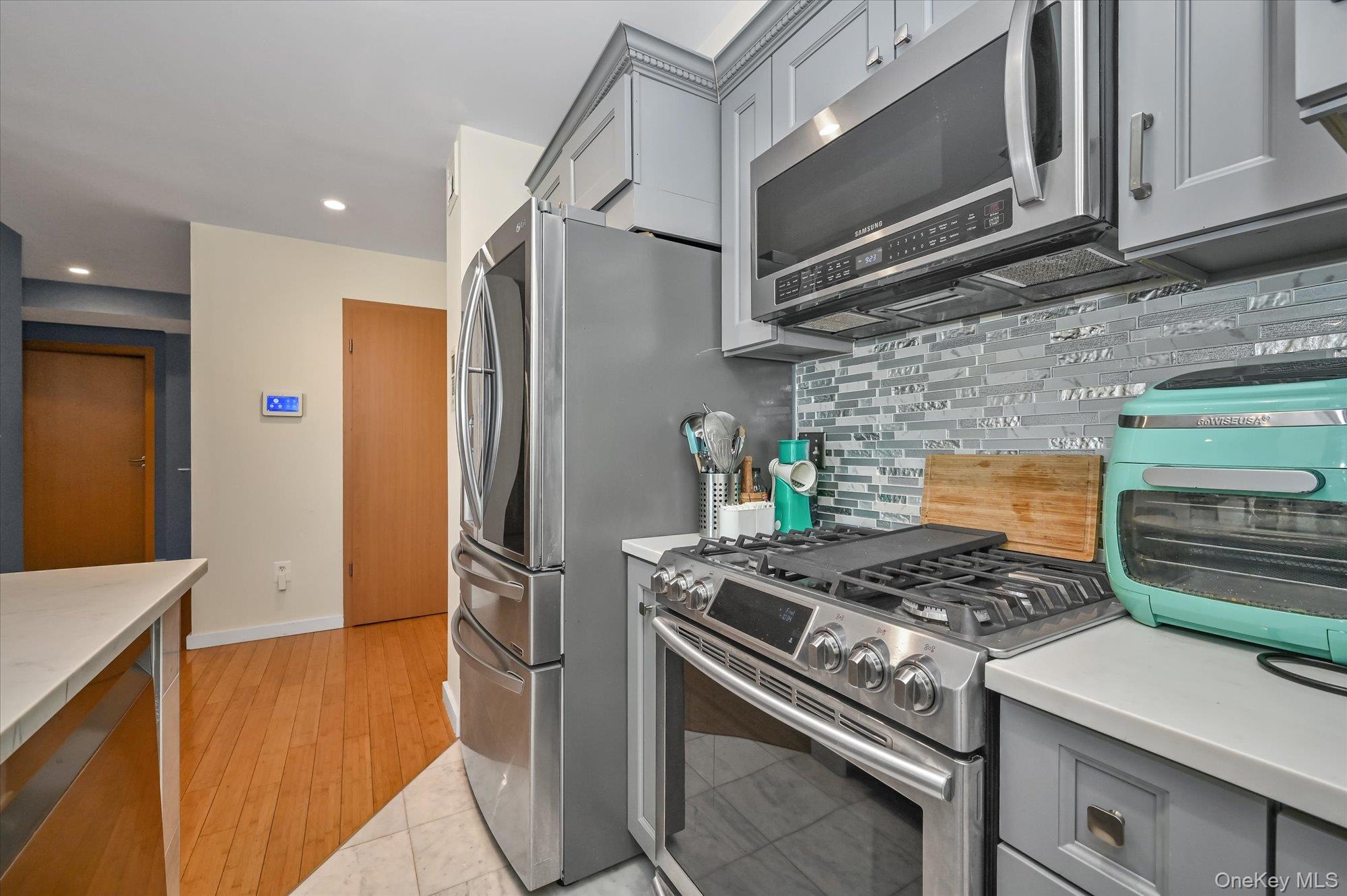 81-14 Queens Boulevard, Unit PH6C photo 8