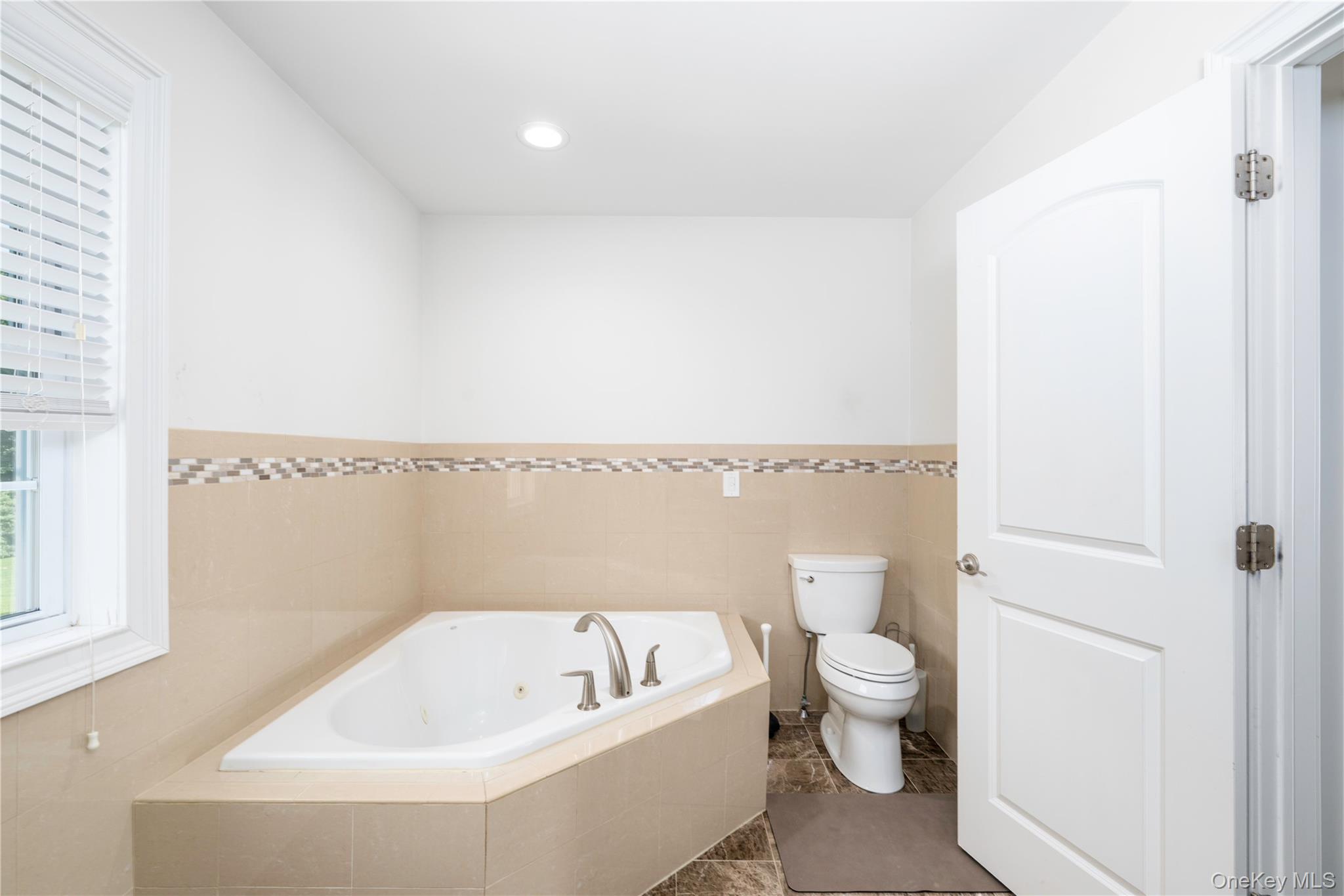 16 Noble Court – For Sale photo 14