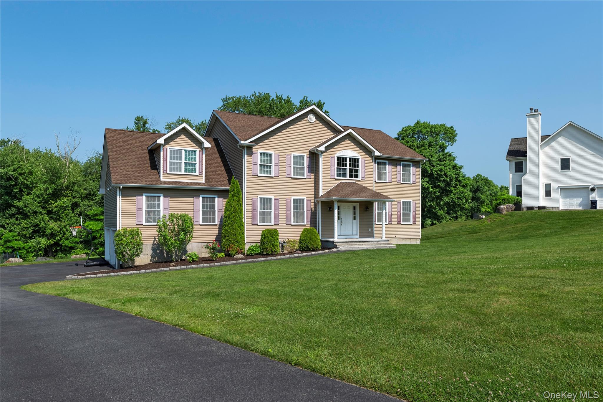 16 Noble Court – For Sale