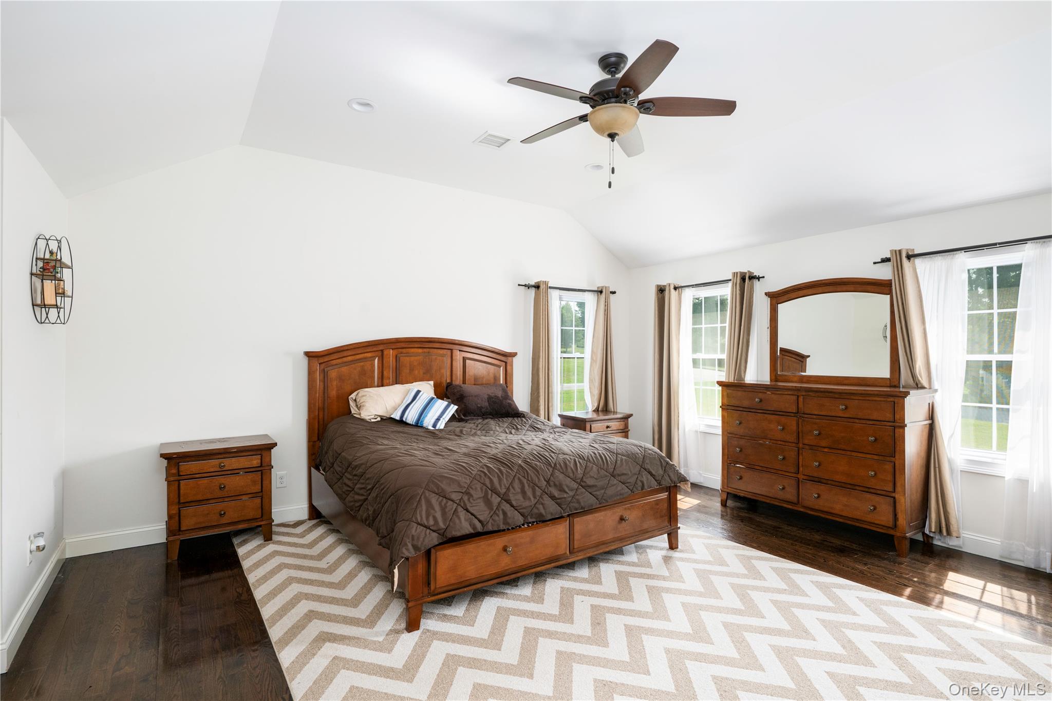 16 Noble Court – For Sale photo 11