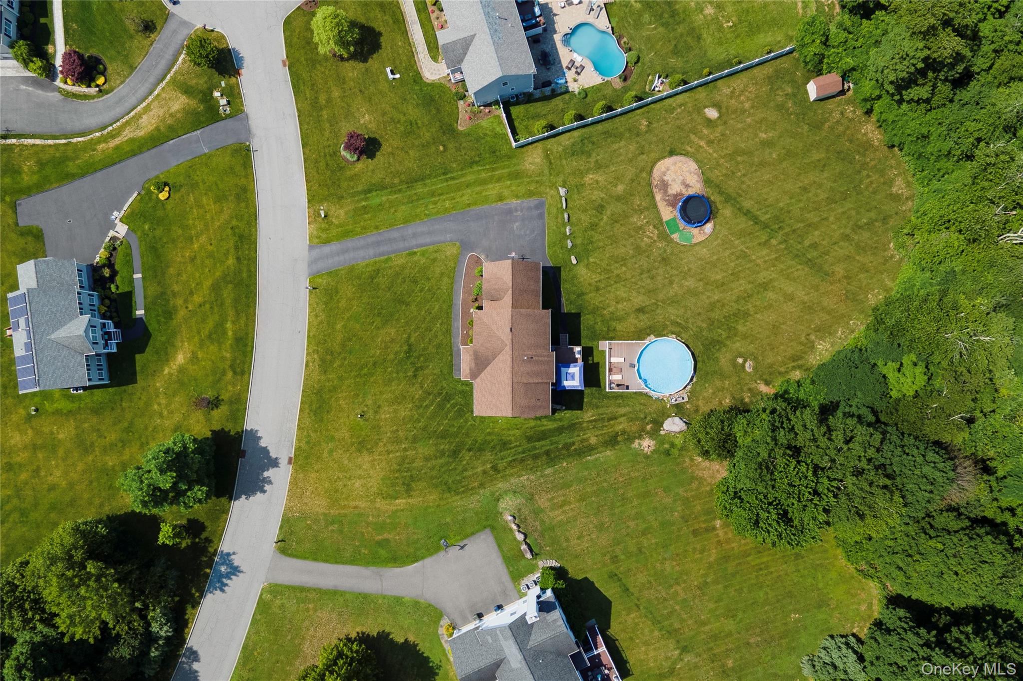 16 Noble Court – For Sale photo 26