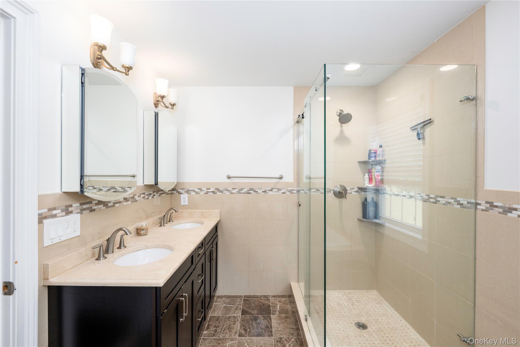16 Noble Court – For Sale photo 13