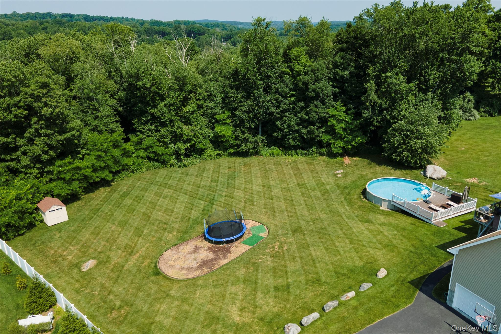 16 Noble Court – For Sale photo 23