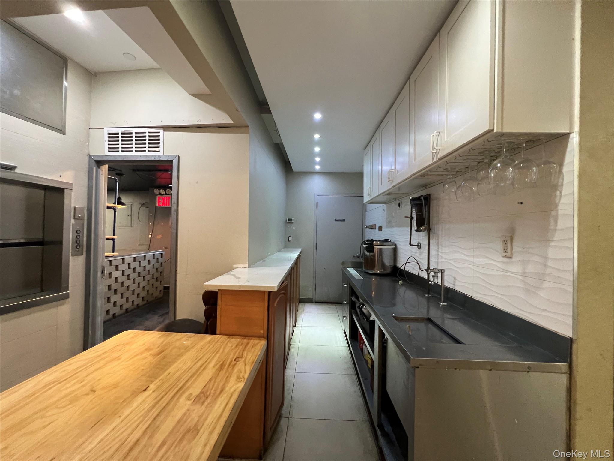 135-47 Northern Boulevard, Unit 1FL photo 24