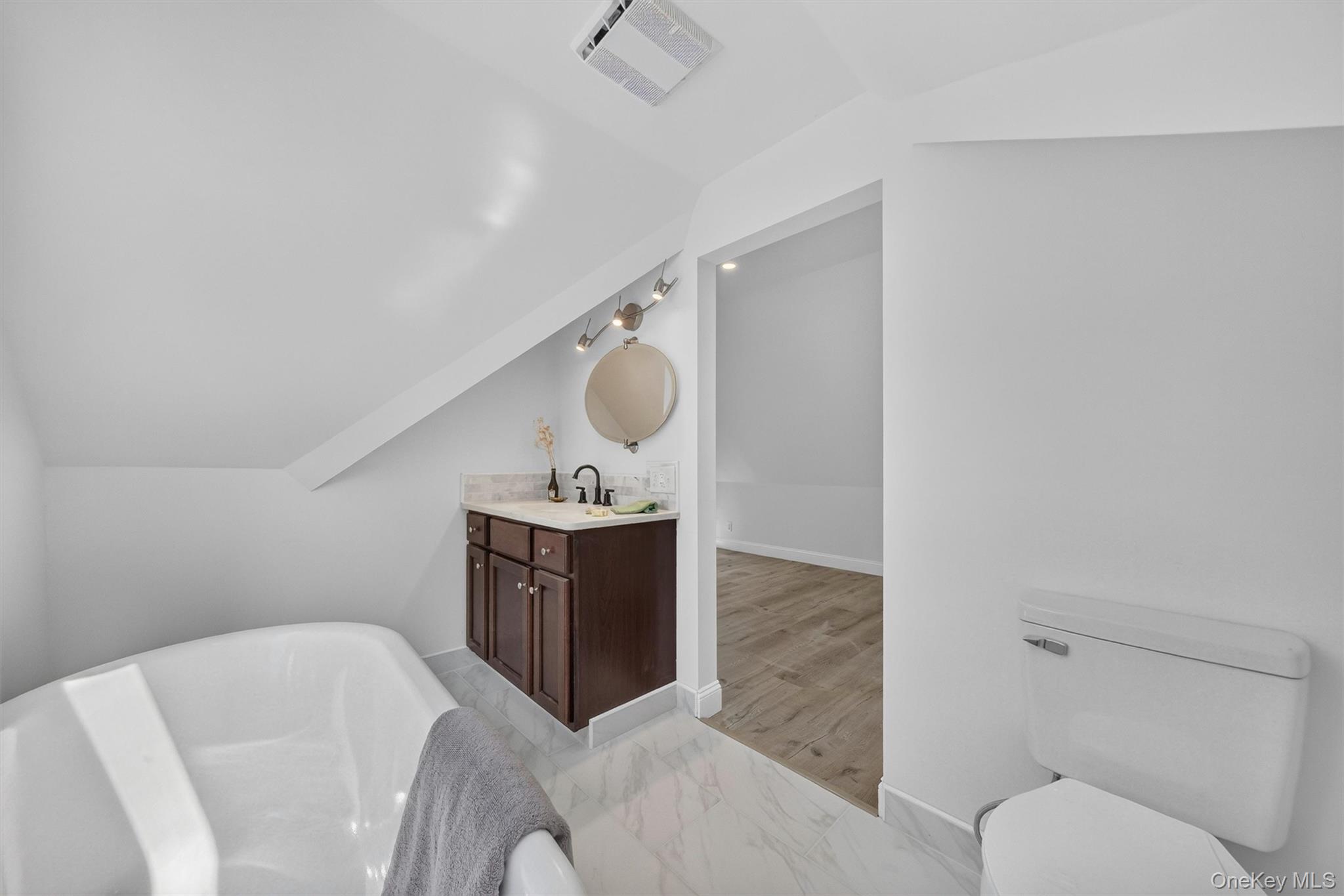 262 Linden Avenue – For Sale photo 27