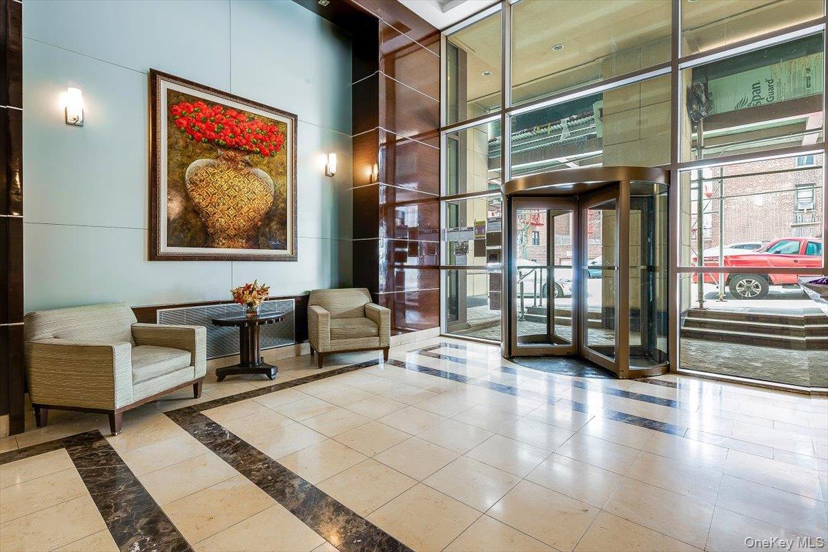 64-05 Yellowstone Boulevard, Unit PH504 photo 3