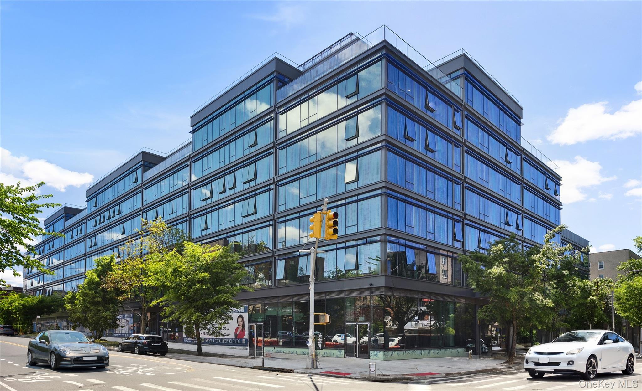 38-20 Parsons Boulevard, Unit 528