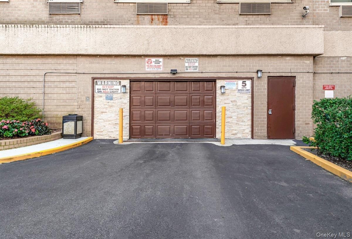 118-18 Union Turnpike, Unit 21E photo 26