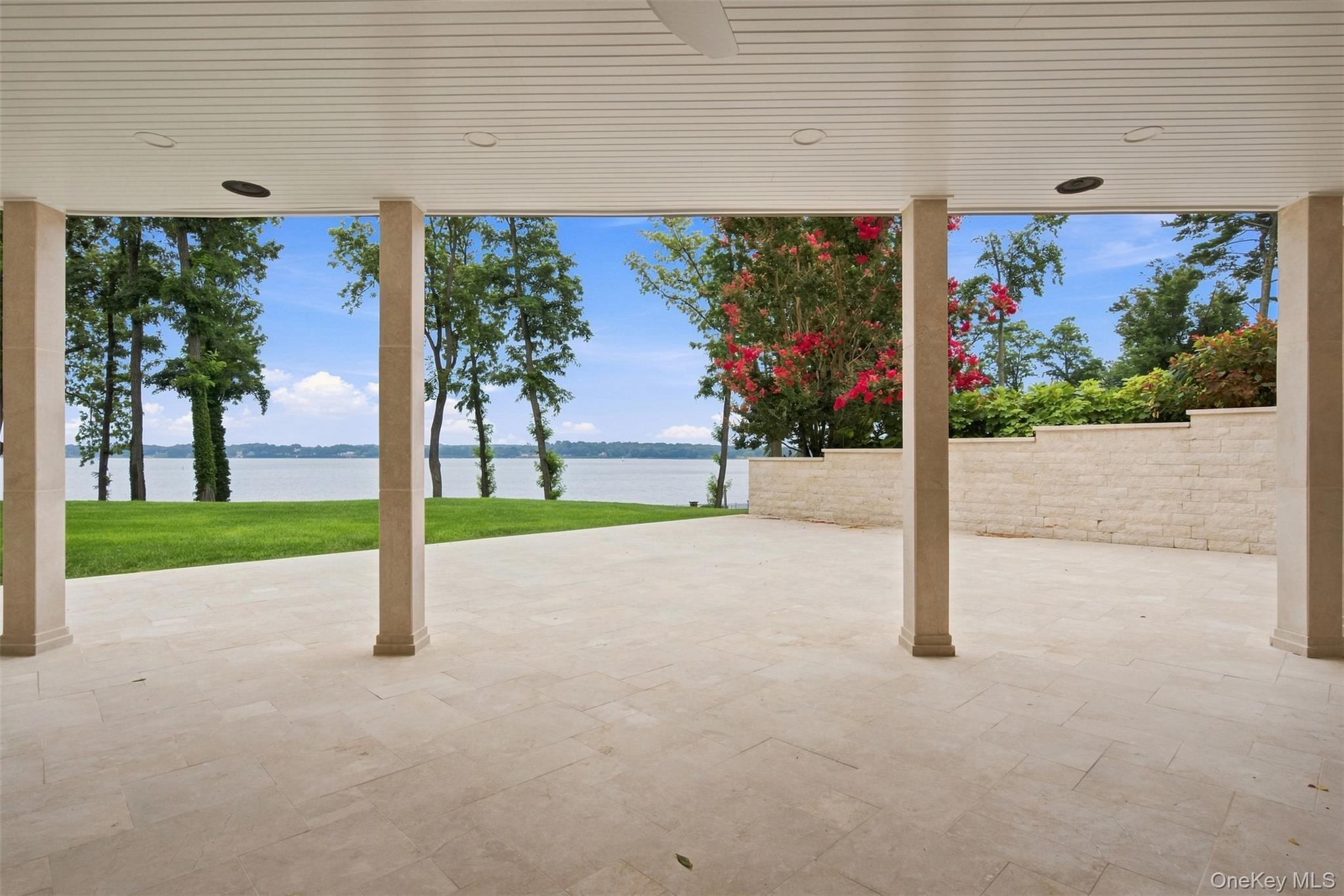 900 W Shore Road – For Sale photo 43