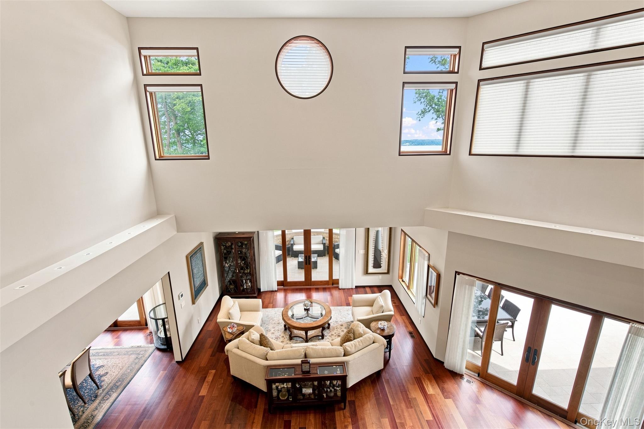 900 W Shore Road – For Sale photo 29