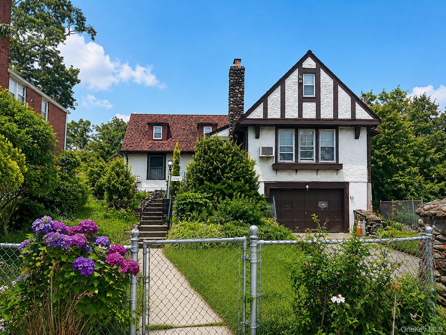 188-06 Soho Drive – For Rent photo 2