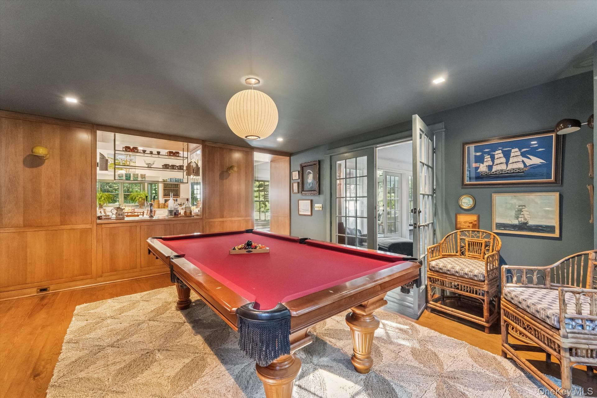 20 Quogue Street – For Rent photo 14