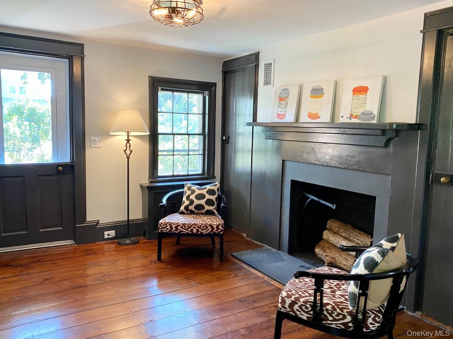 20 Quogue Street – For Rent photo 22