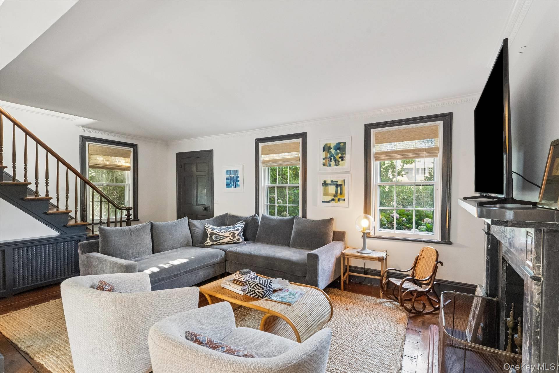 20 Quogue Street – For Rent photo 23