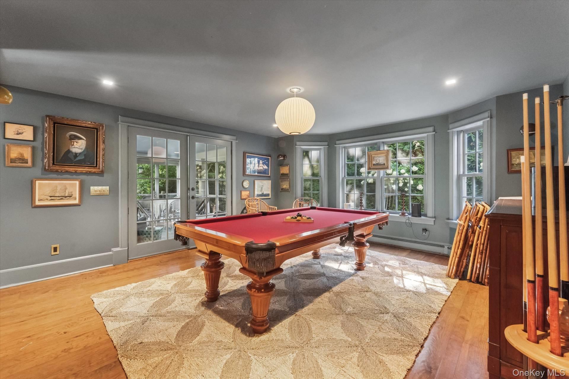 20 Quogue Street – For Rent photo 17