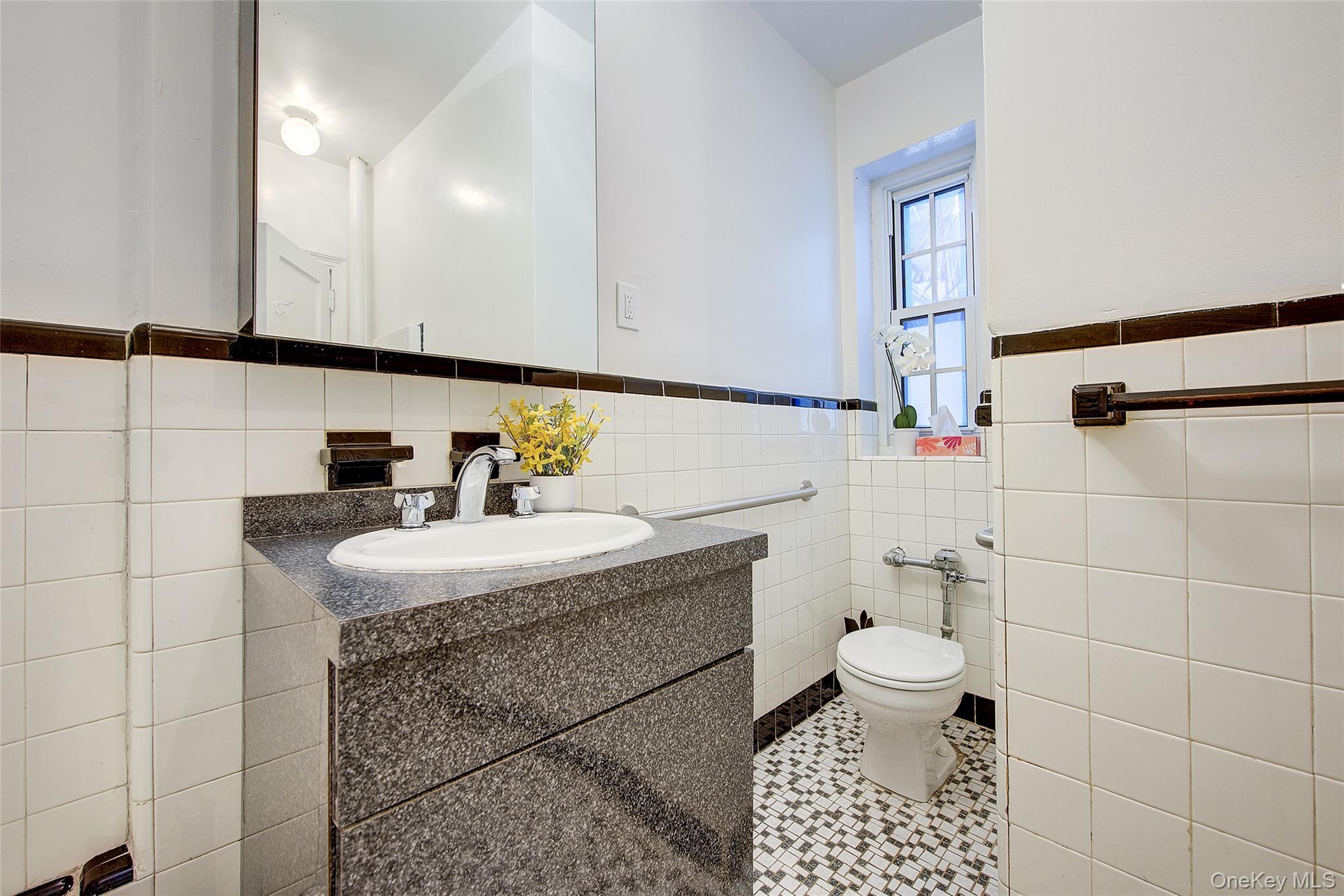 35-24 78th Street, Unit A48 photo 27
