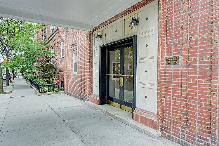 35-24 78th Street, Unit A48 photo 5