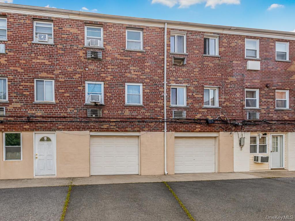 206-208 Balcom Avenue – For Sale photo 2