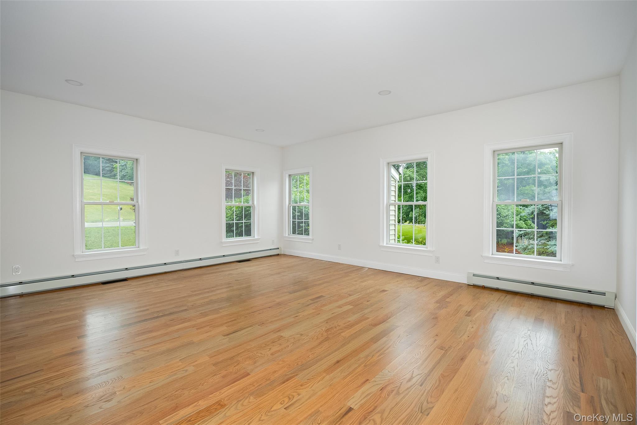7 Fox Run – For Sale photo 14