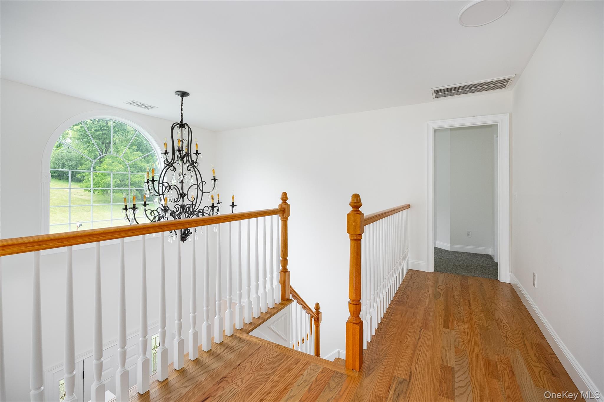 7 Fox Run – For Sale photo 17