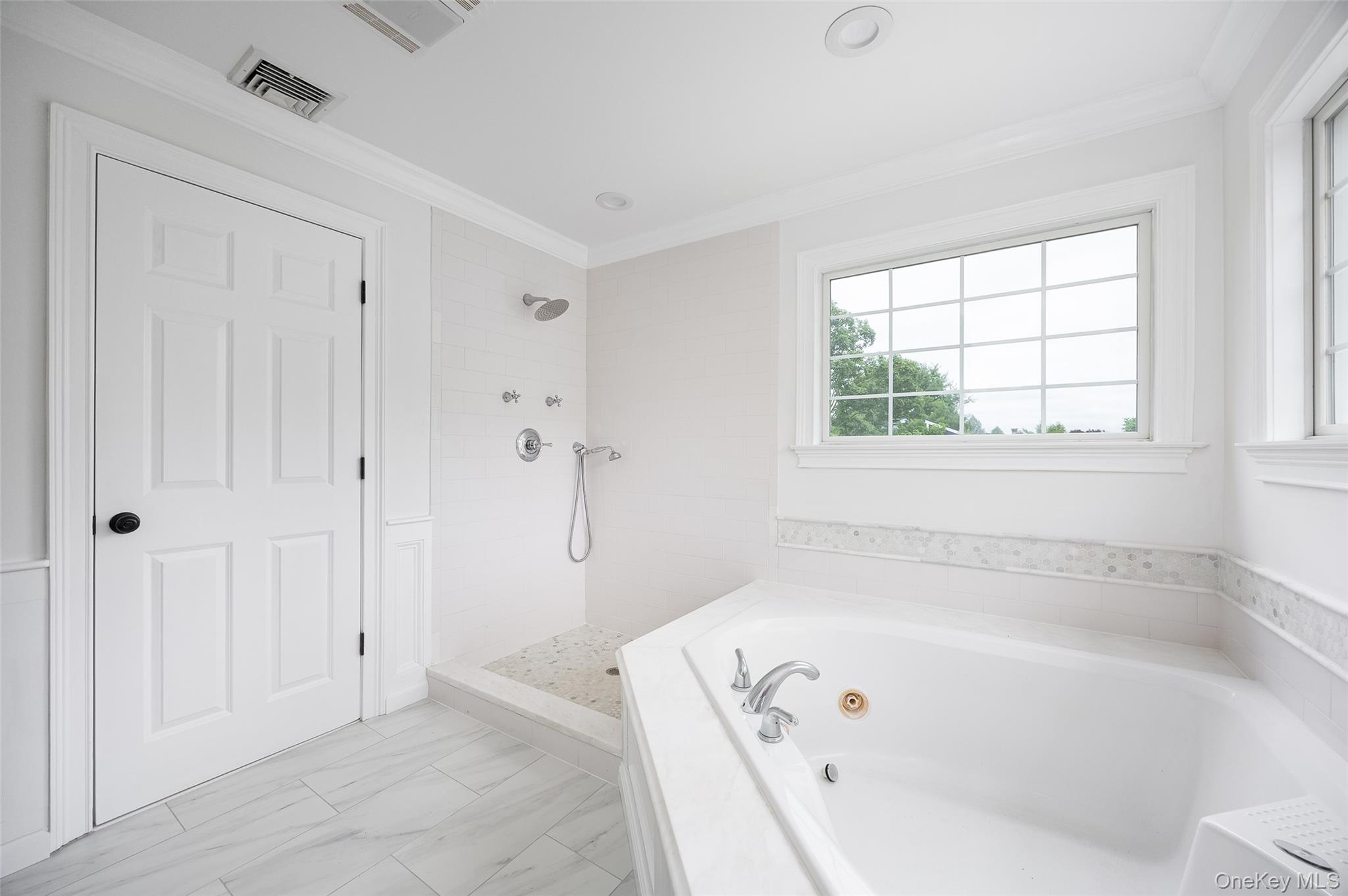 7 Fox Run – For Sale photo 22