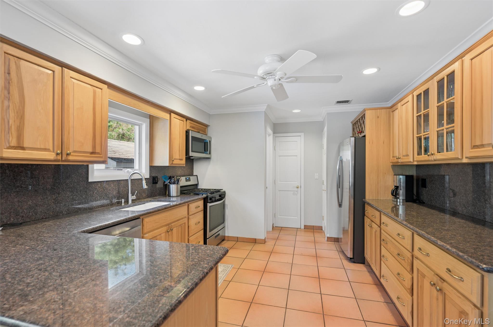 13 Buttercup Lane – For Rent photo 18