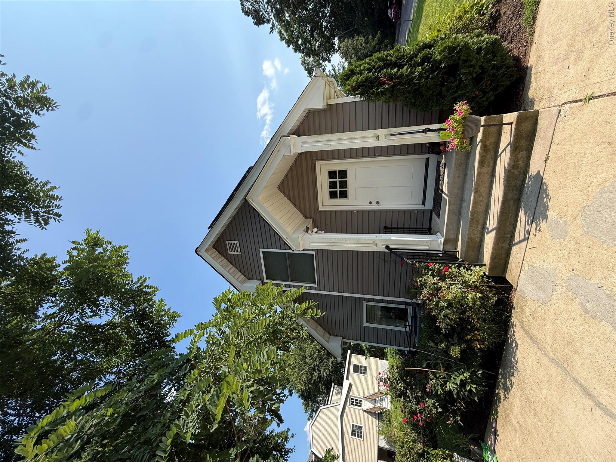 16 Oak Avenue – For Sale