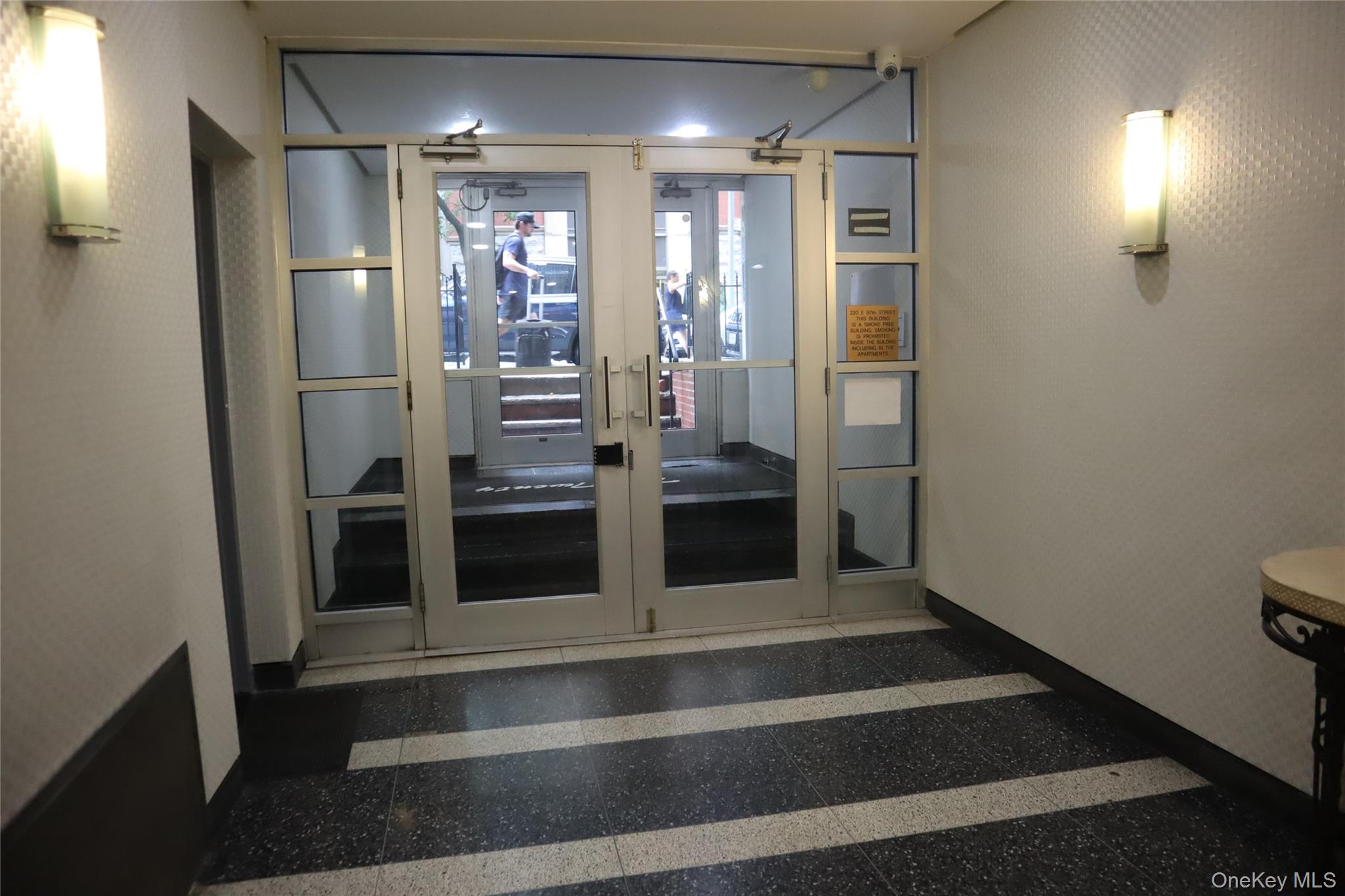 220 E 87th Street, Unit 4D photo 9