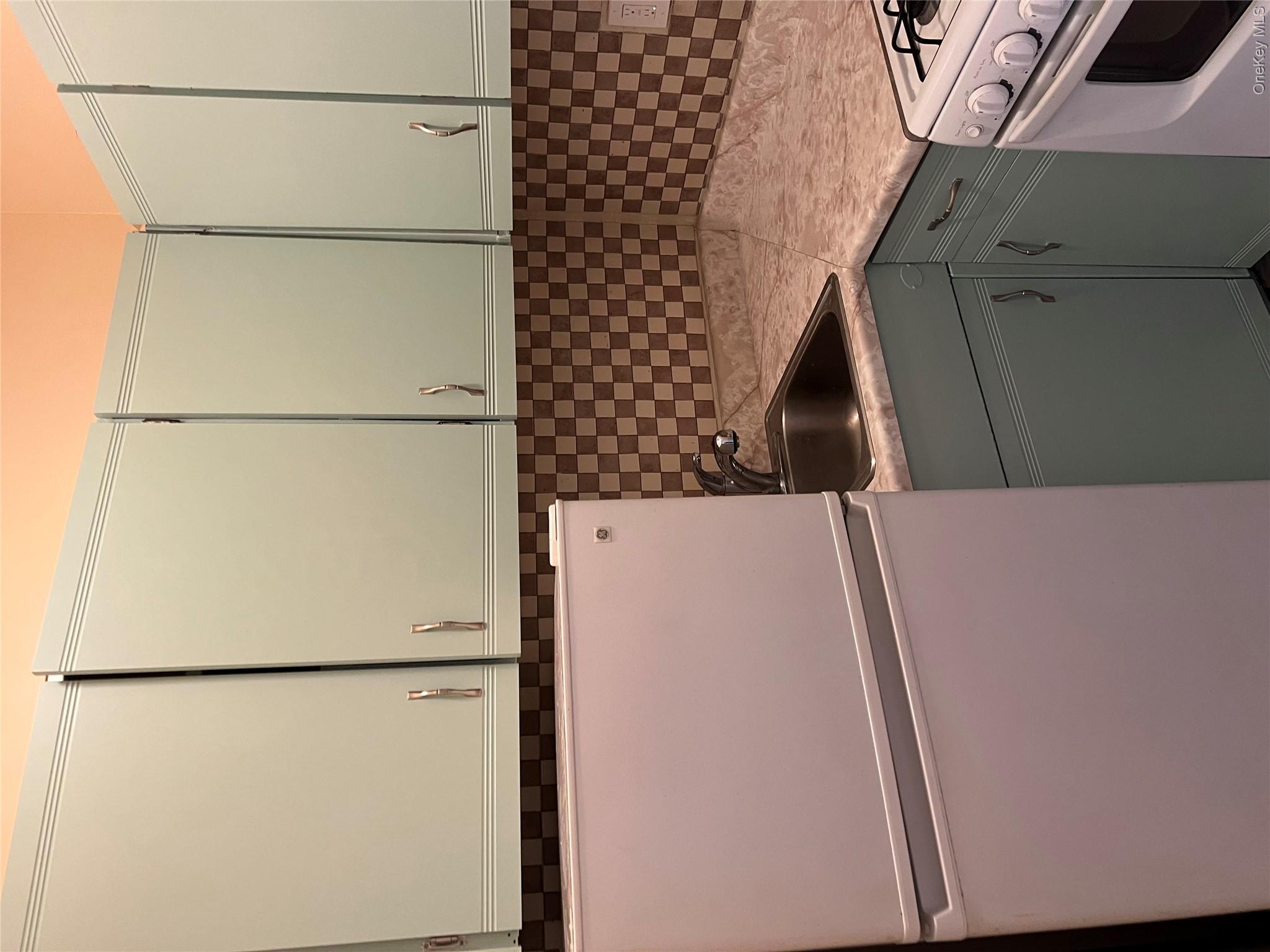 220 E 87th Street, Unit 4D photo 5