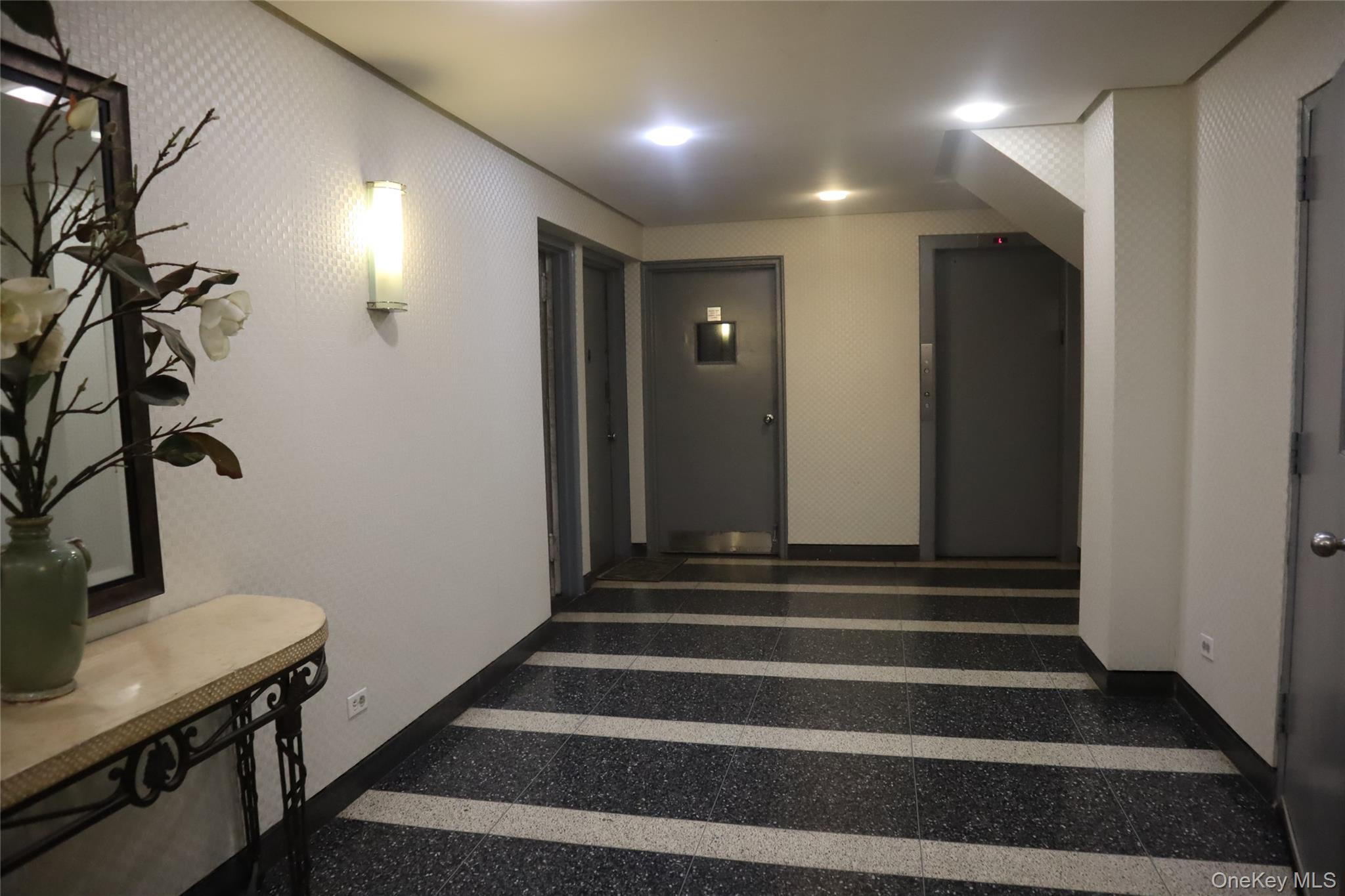 220 E 87th Street, Unit 4D photo 8