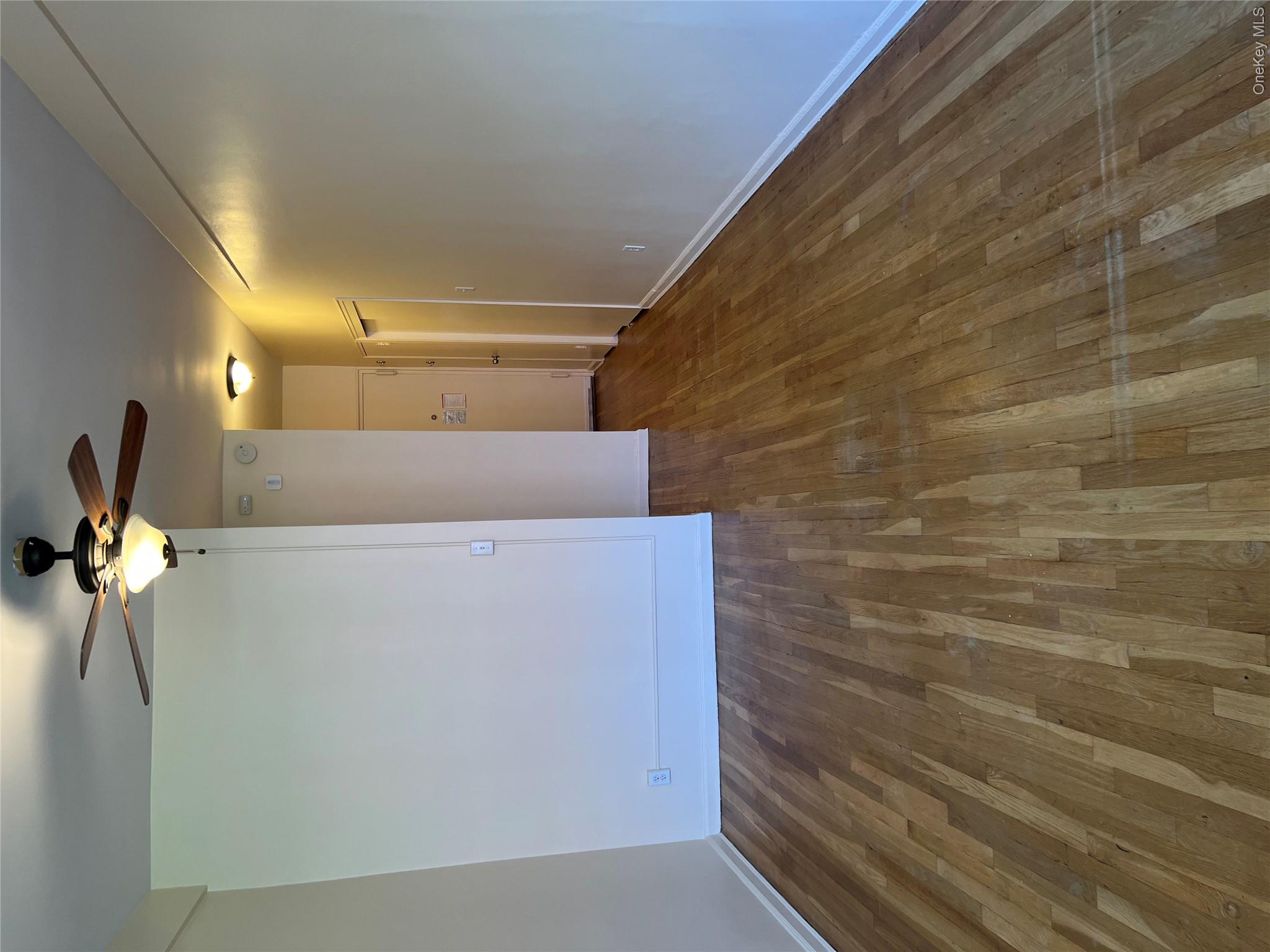 220 E 87th Street, Unit 4D photo 3