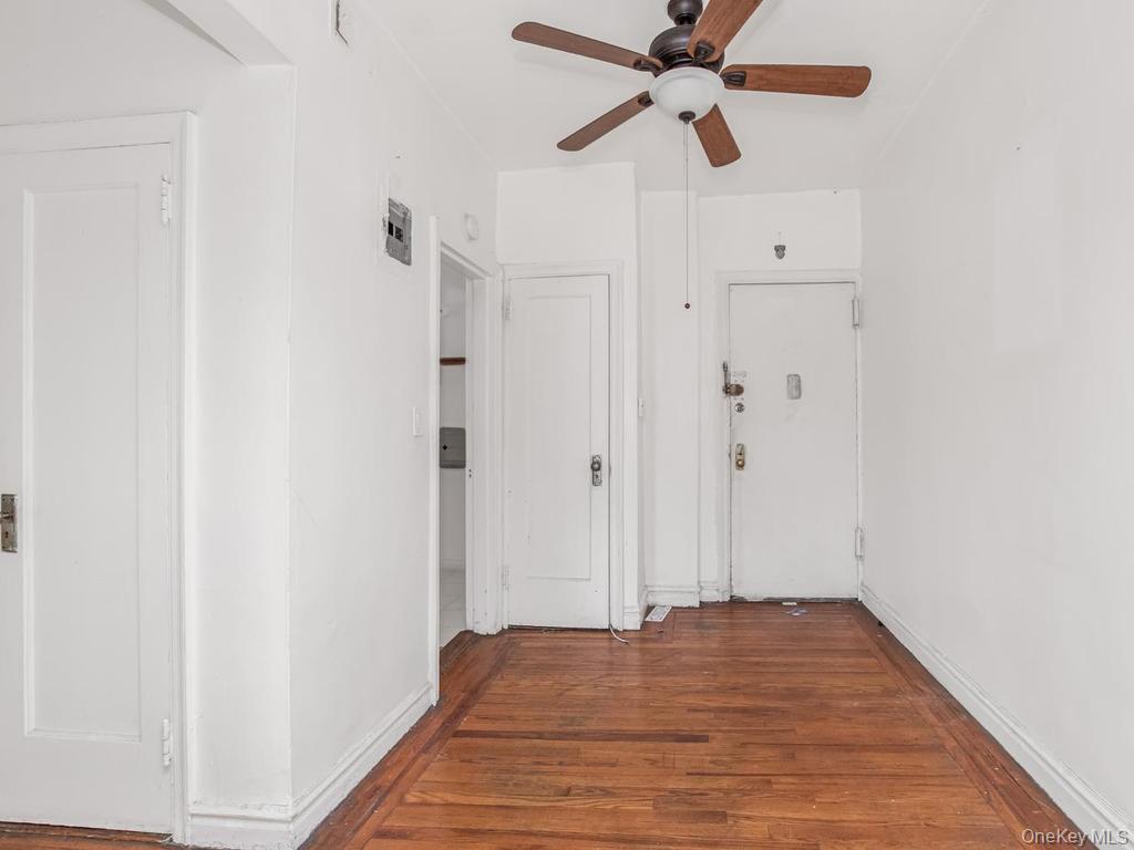 2081 Cruger Avenue, Unit 4C photo 7