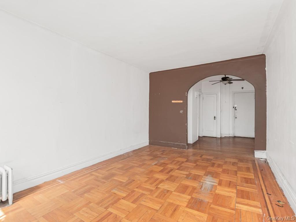 2081 Cruger Avenue, Unit 4C photo 11